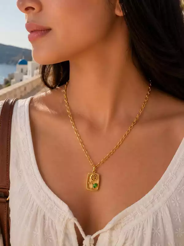 Rose Link Pendant Necklace